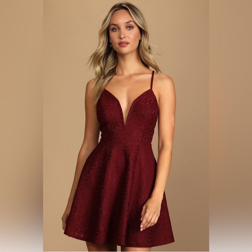 Lulus mini dress with lace detail size S
